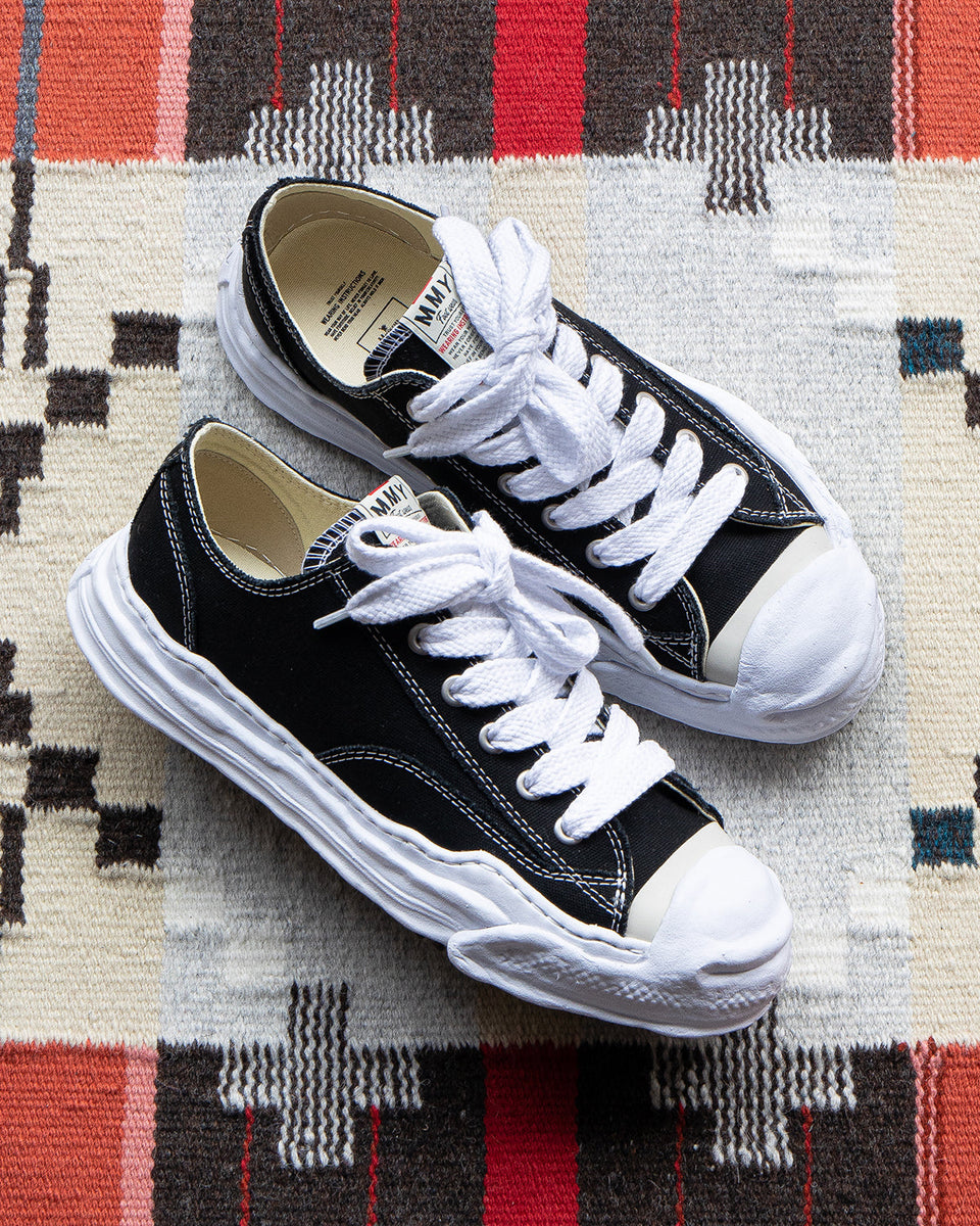 Maison Mihara Yasuhiro, Hank Low, Black - Pancho and Lefty Online